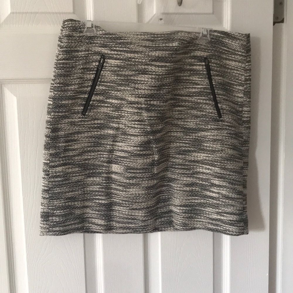 Tweed Black/White Skirt